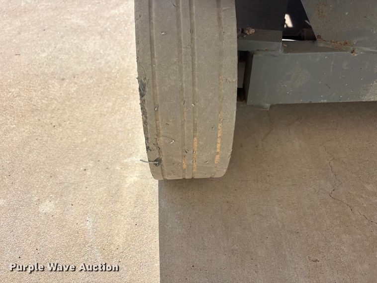 image for item JM9435 2018 Skyjack SJ4632 scissor lift