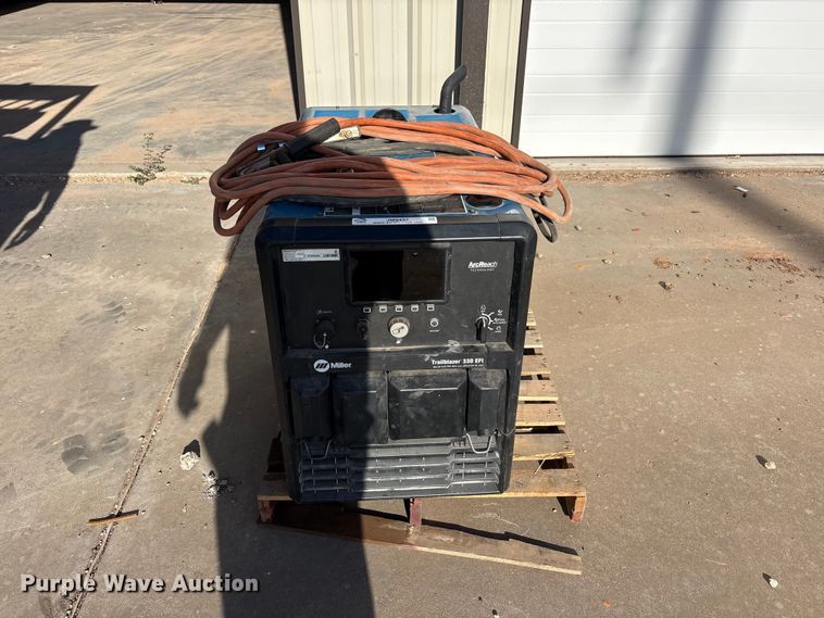 image for item JM9437 Miller Trailblazer 330 EFI welder
