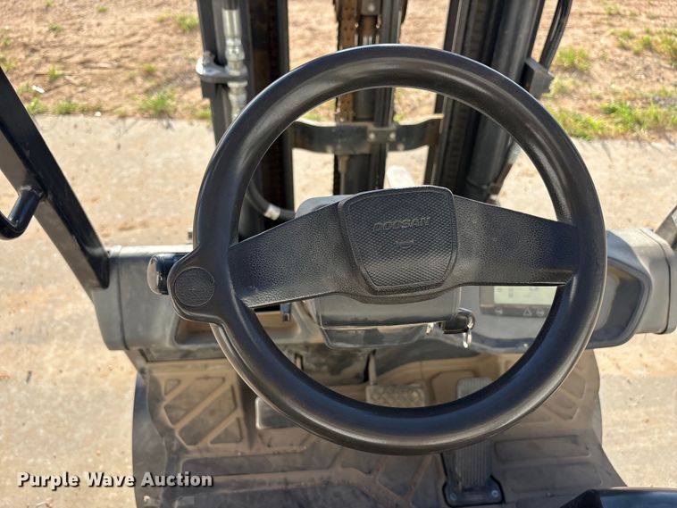 image for item JM9438 Doosan GC25S-9 forklift