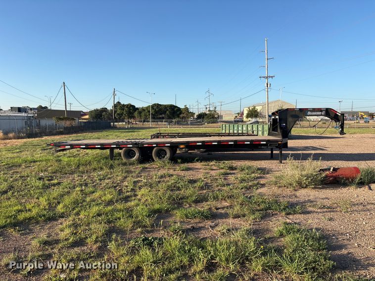 image for item JM9439 2025 Diamond C Fmax 210 tilt deck equipment trailer