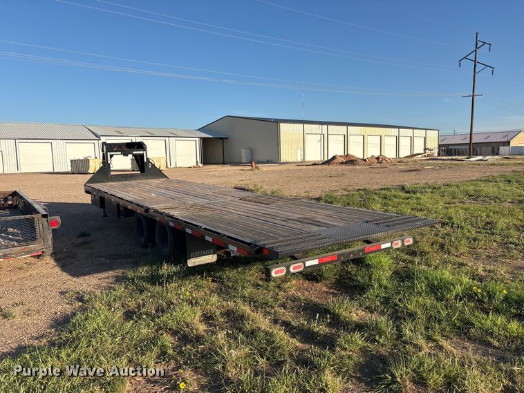 image for item JM9439 2025 Diamond C Fmax 210 tilt deck equipment trailer