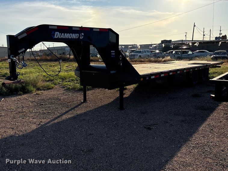 image for item JM9439 2025 Diamond C Fmax 210 tilt deck equipment trailer