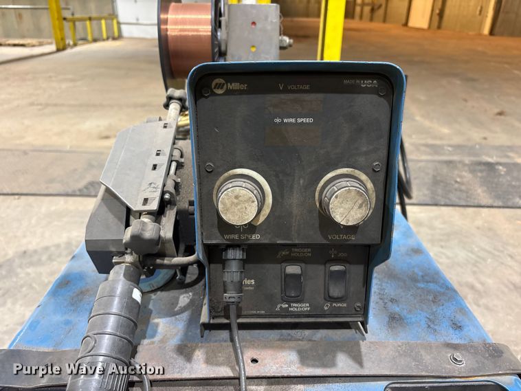 image for item JM9441 Miller Deltaweld 452 welder