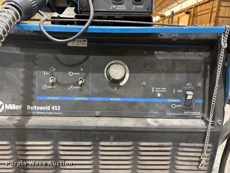 image for item JM9441 Miller Deltaweld 452 welder