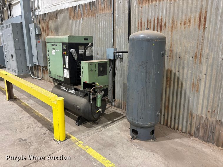 image for item JM9442 Sulair ST1100 air compressor