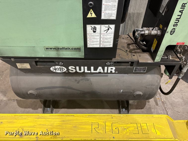 image for item JM9442 Sulair ST1100 air compressor