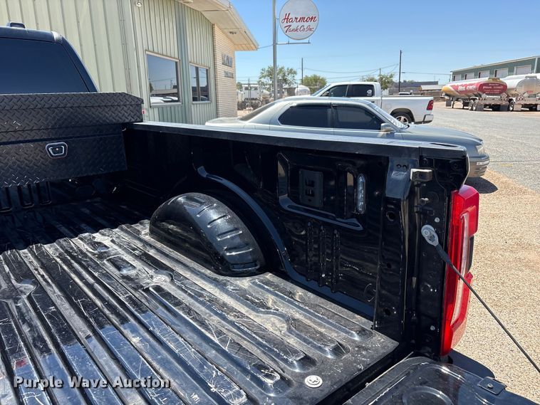 image for item JM9444 2026 Ford F350 Super Duty Crew Cab pickup truck
