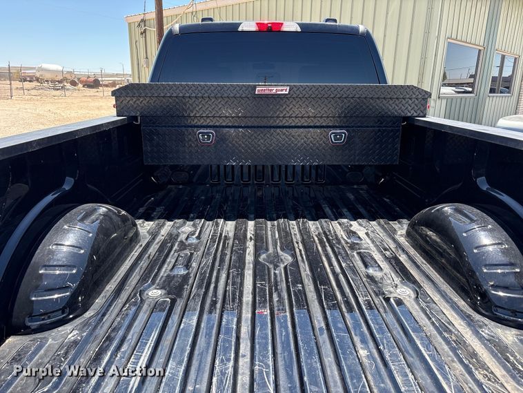 image for item JM9444 2026 Ford F350 Super Duty Crew Cab pickup truck