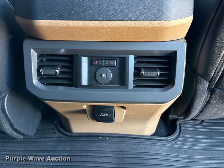 image for item JM9444 2026 Ford F350 Super Duty Crew Cab pickup truck