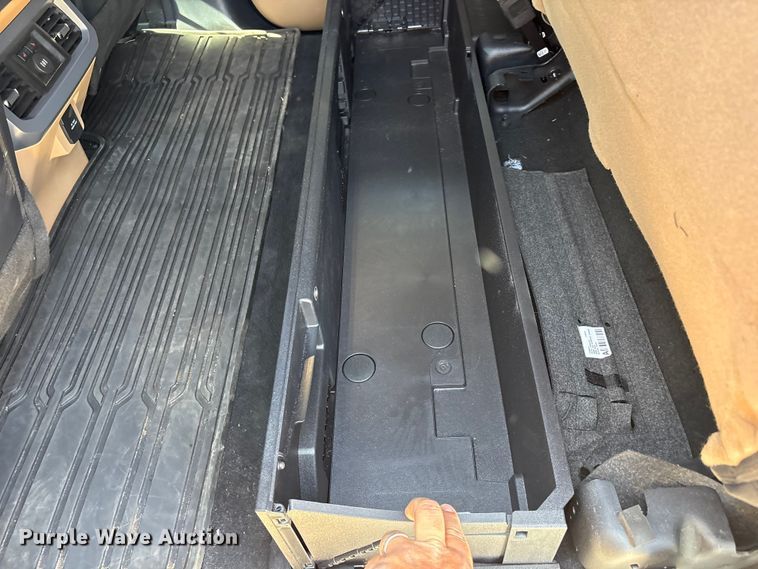 image for item JM9444 2026 Ford F350 Super Duty Crew Cab pickup truck