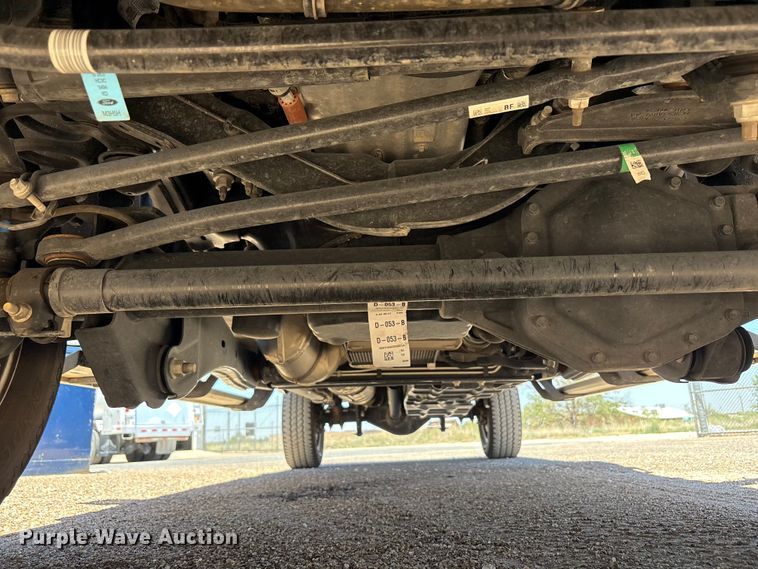 image for item JM9444 2026 Ford F350 Super Duty Crew Cab pickup truck