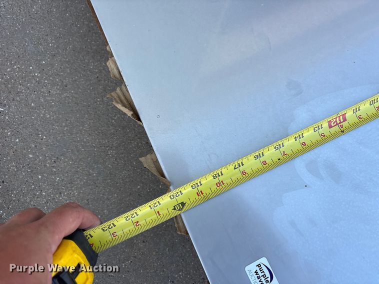 image for item JM9447 (2) plates of aluminum (8) pieces of aluminum diamond plate