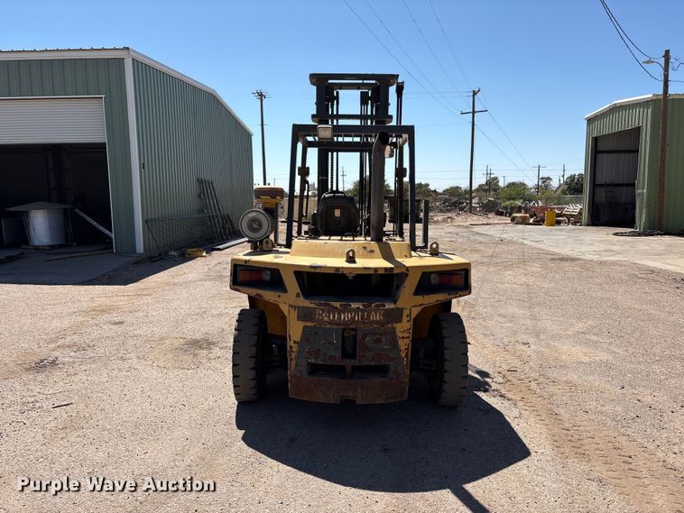image for item JM9448 Caterpillar DP70E forklift