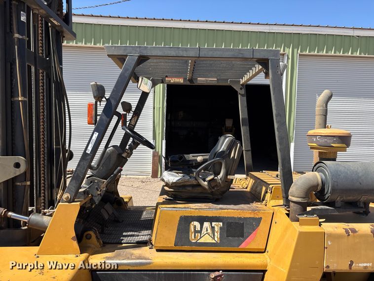 image for item JM9448 Caterpillar DP70E forklift