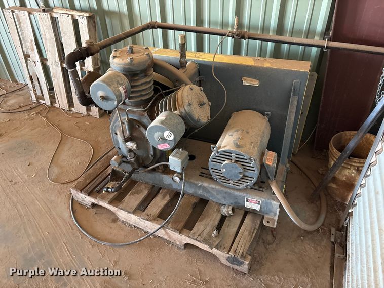 image for item JM9450 Ingersoll Rand 25T2X20 air compressor