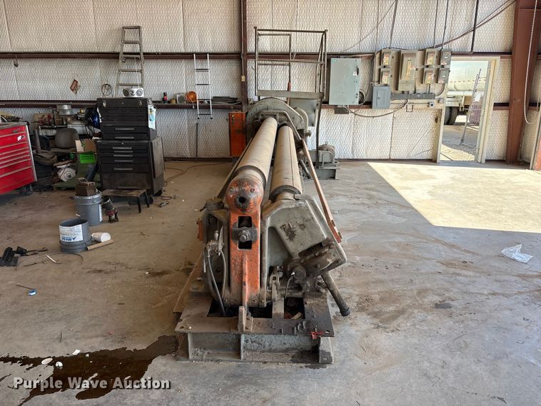 image for item JM9452 Webb manufacturing 7L-1014 metal roller