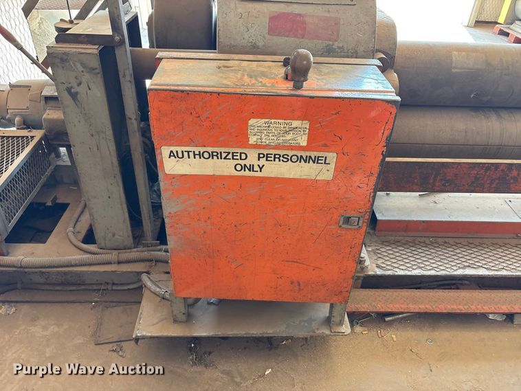 image for item JM9452 Webb manufacturing 7L-1014 metal roller