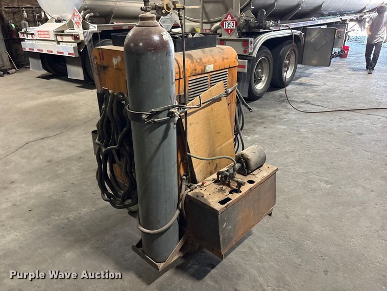 image for item JM9454 Air reduction company Heliwelder 300amp AC/DC welder