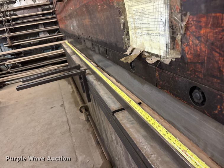 image for item JM9458 Cincinnati break