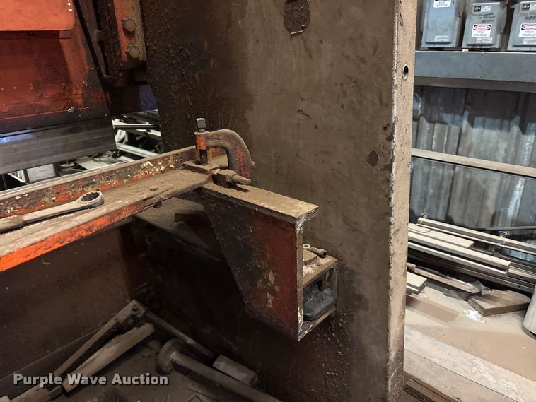 image for item JM9458 Cincinnati break