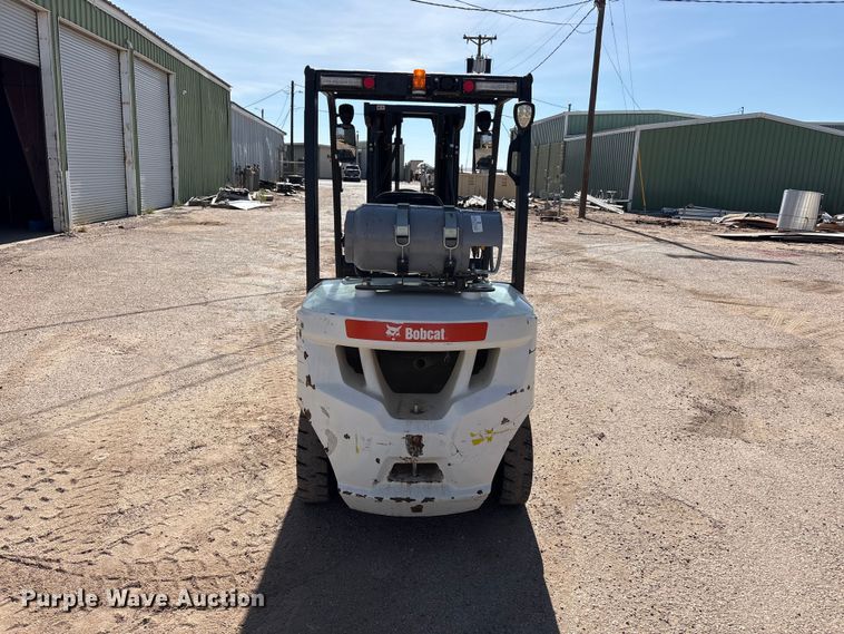 image for item JM9463 Bobcat G35NC-7 forklift