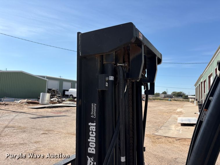 image for item JM9463 Bobcat G35NC-7 forklift
