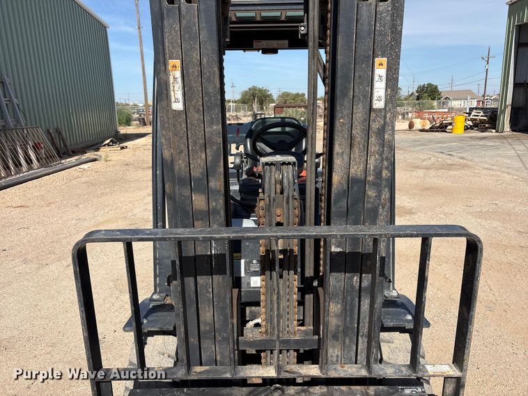 image for item JM9463 Bobcat G35NC-7 forklift