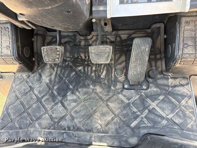 image for item JM9463 Bobcat G35NC-7 forklift