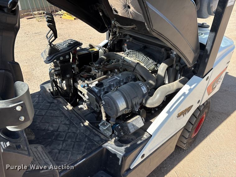 image for item JM9463 Bobcat G35NC-7 forklift
