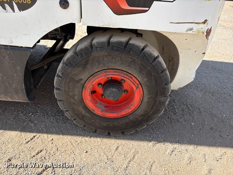 image for item JM9463 Bobcat G35NC-7 forklift