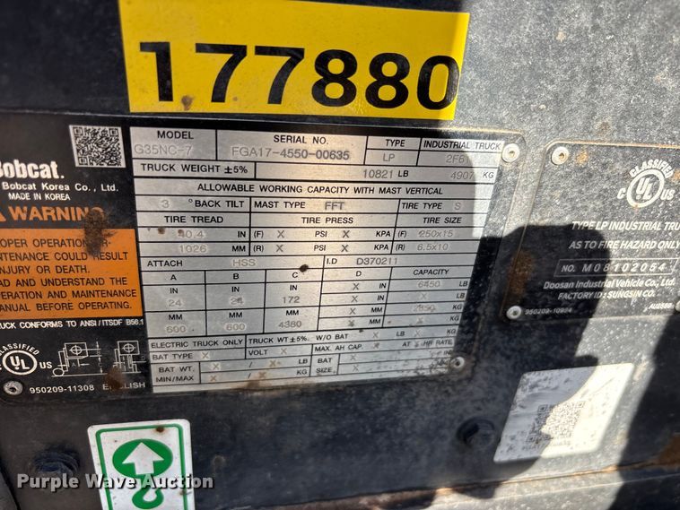 image for item JM9463 Bobcat G35NC-7 forklift