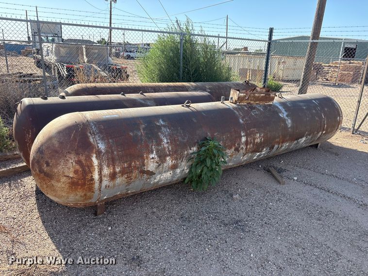 image for item JM9473 (4) tanks