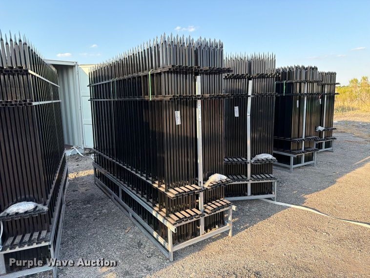 image for item NC9991 (44) EINGP F10 fence panels
