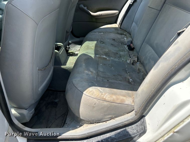 image for item NM9838 2000 BMW 323i 