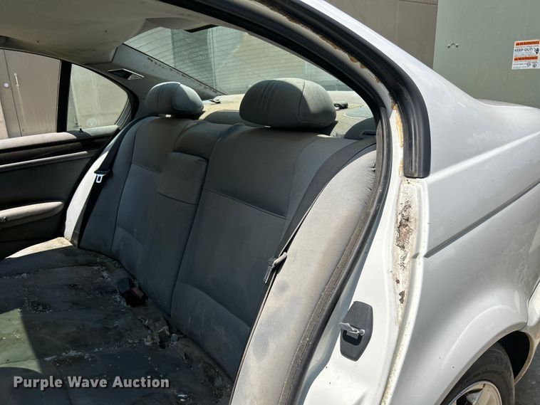 image for item NM9838 2000 BMW 323i 