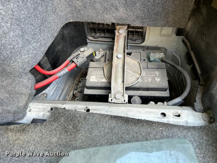 image for item NM9838 2000 BMW 323i 