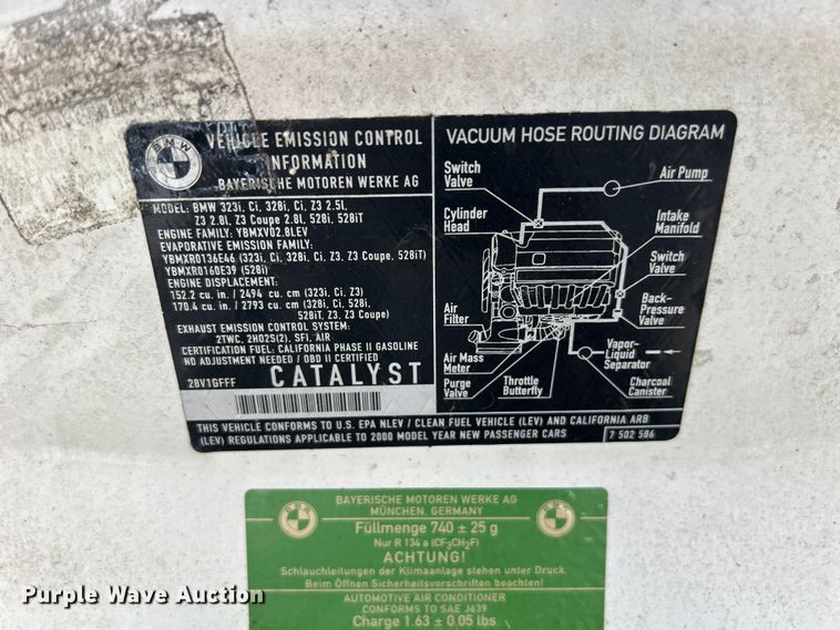 image for item NM9838 2000 BMW 323i 