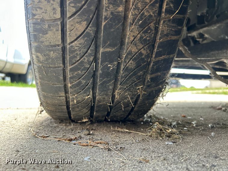 image for item NM9838 2000 BMW 323i 