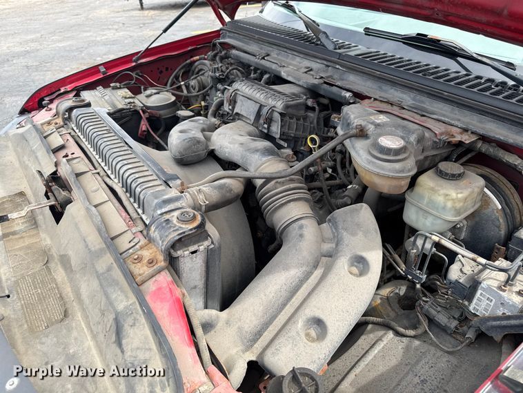 image for item OE9611 2005 Ford F250 Super Duty Ext. Cab pickup truck