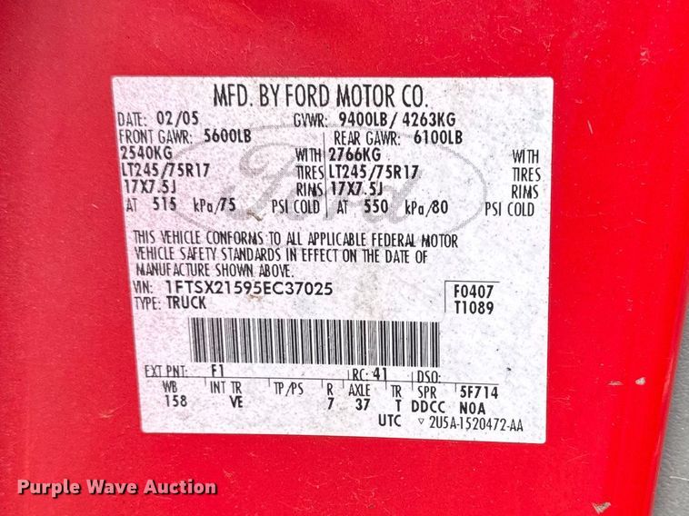 image for item OE9611 2005 Ford F250 Super Duty Ext. Cab pickup truck