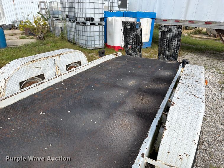 image for item OE9702 1999 Aerolift equipment trailer