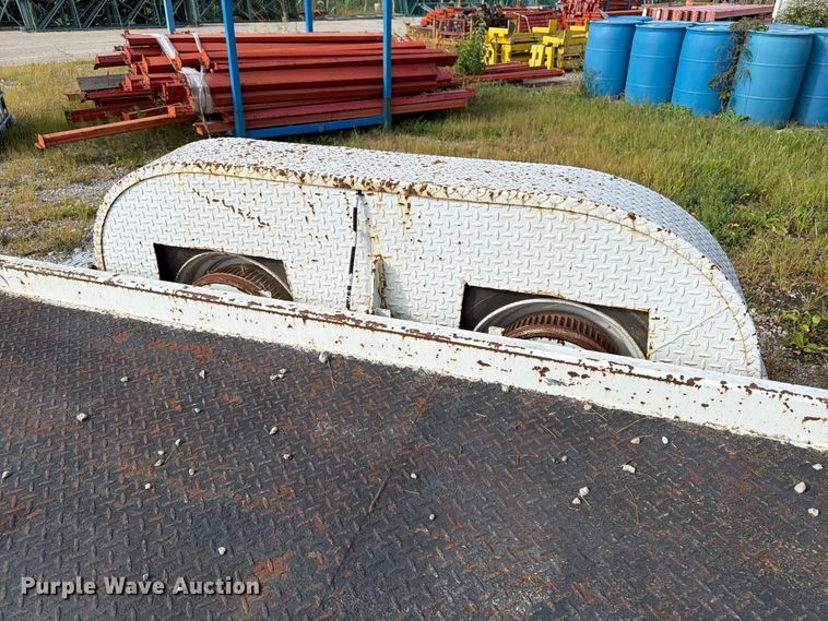 image for item OE9702 1999 Aerolift equipment trailer