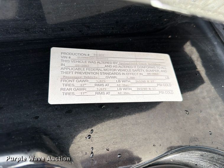 image for item OE9704 2003 Lincoln Town Car limousine