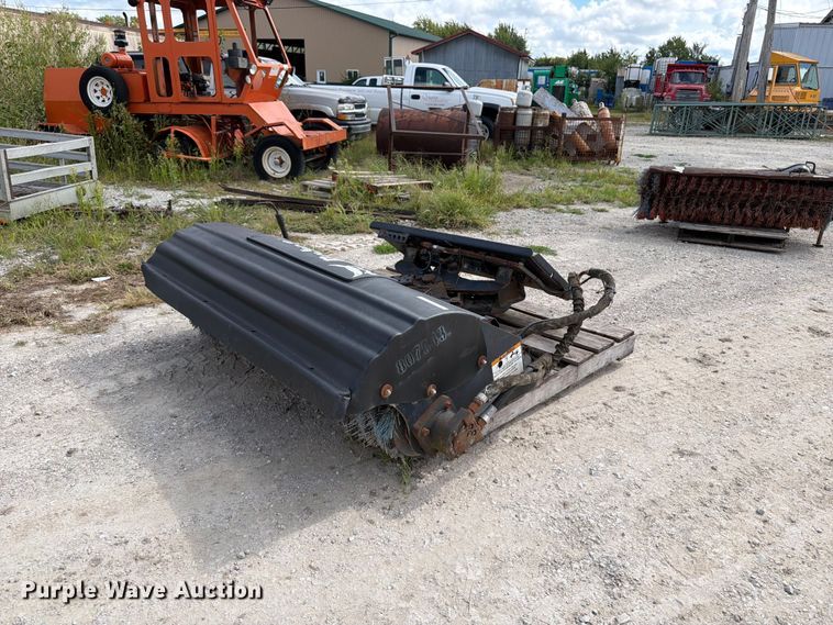 image for item OE9709 Bobcat skid steer broom