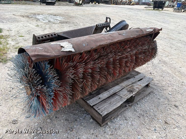image for item OE9710 Ingersoll Rand skid steer broom