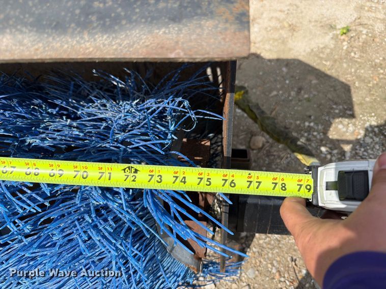 image for item OE9711 skid steer broom