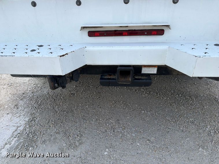 image for item OE9717 2011 Ford F350 Super Duty XL utility bed pickup truck