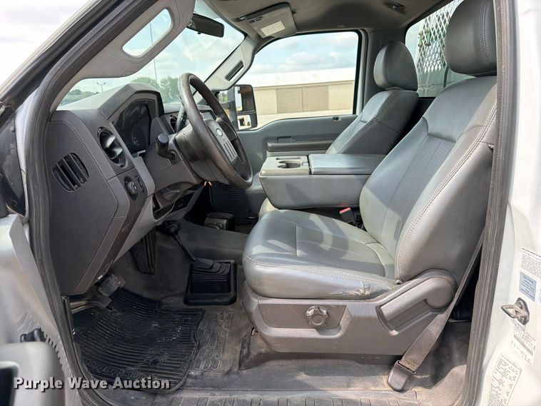 image for item OE9717 2011 Ford F350 Super Duty XL utility bed pickup truck