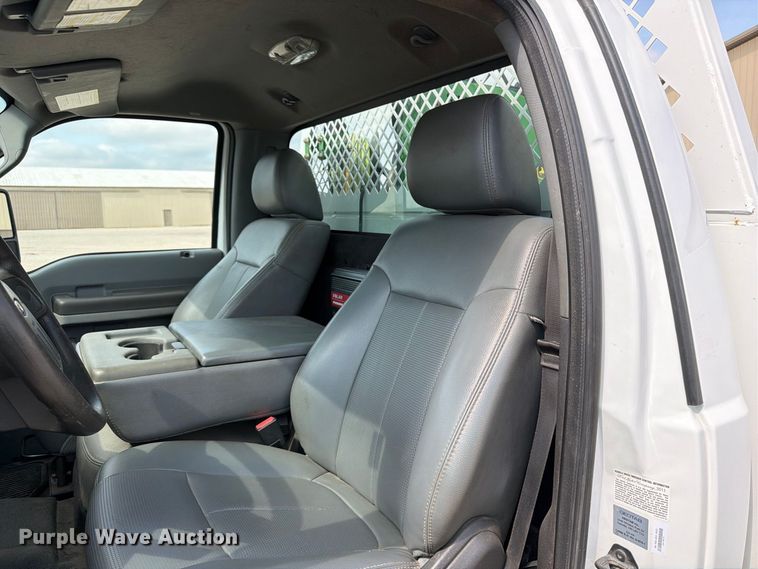 image for item OE9717 2011 Ford F350 Super Duty XL utility bed pickup truck