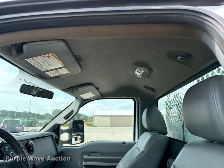 image for item OE9717 2011 Ford F350 Super Duty XL utility bed pickup truck